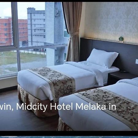 Midcity Hotel Melaka Esterno foto